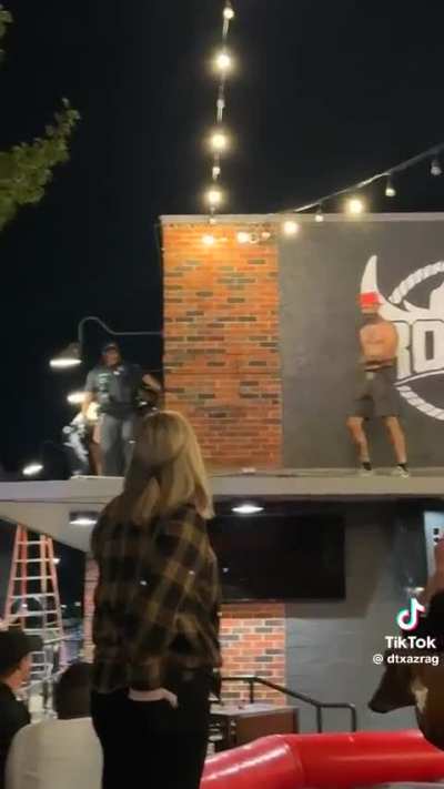 Multiple cops backdown to drunk man on the roof of a rodeo 