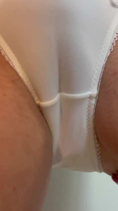 Cameltoe close up 