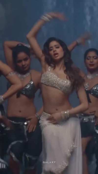 Janhvi Kapoor 