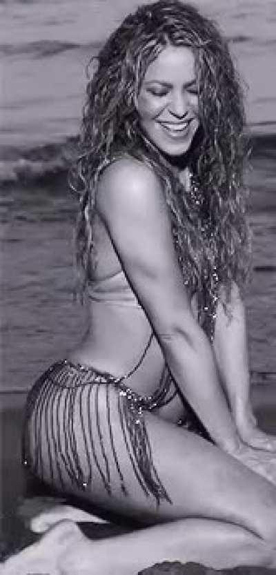 Imagine Shakira riding you