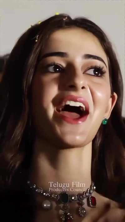 Ahhhhh Ananya Panday oh yeah oh yeahh