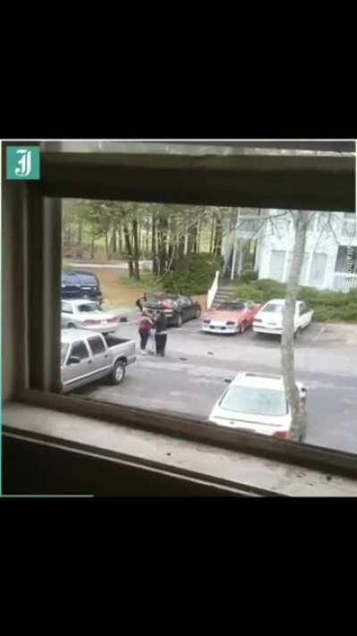 WCGW attacking a moving vehicle?!