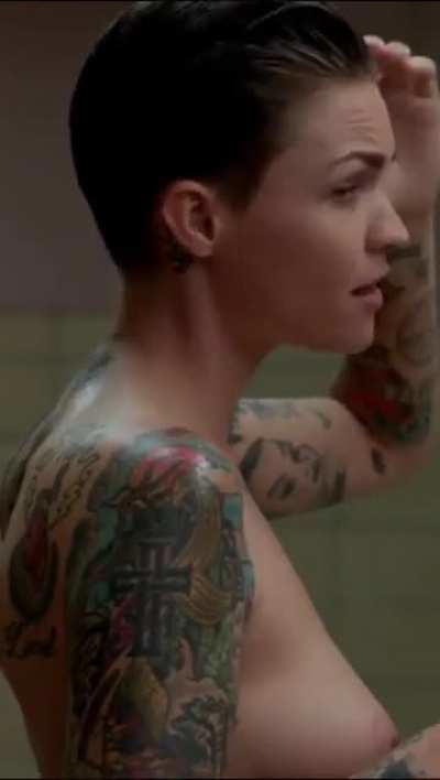 Ruby Rose - Orange Is the New Black s03e09 [2015]