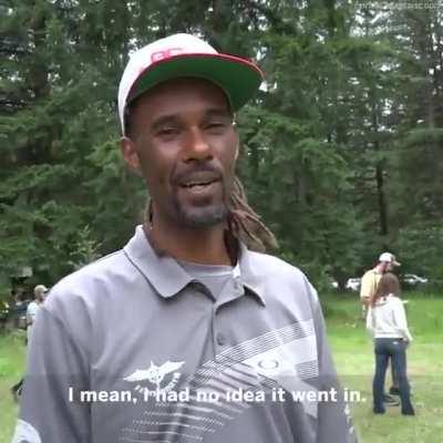 Philo Brathwaite nails epic 425 ft disc golf shot