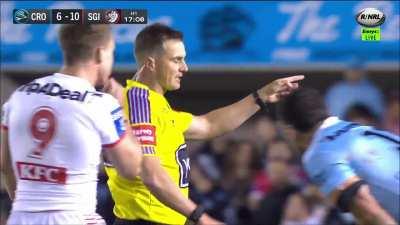 Ben Hunt brutally assaults the ref.