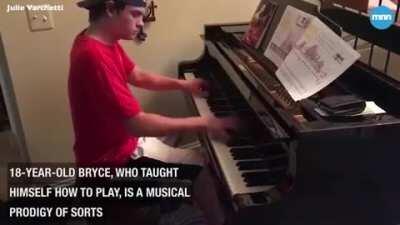 An 18-year-old pizza deliveryman played the third movement of Beethoven’s Moonlight Sonata from memory