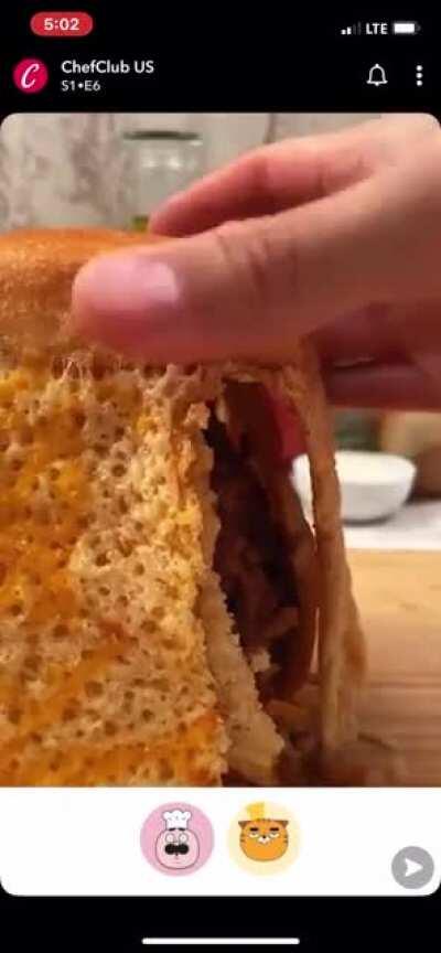 That’s cheese hanging off the buns, I thought they were gonna intersect the cheeses and wrap the bun so the meat didn’t spill out, guess not...