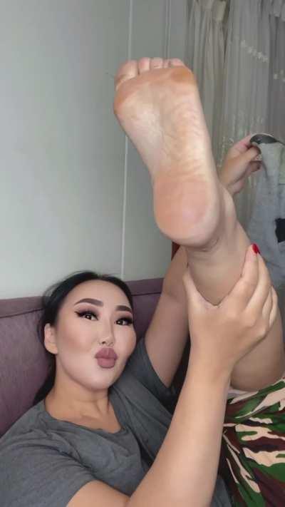 Foot massage please daddy