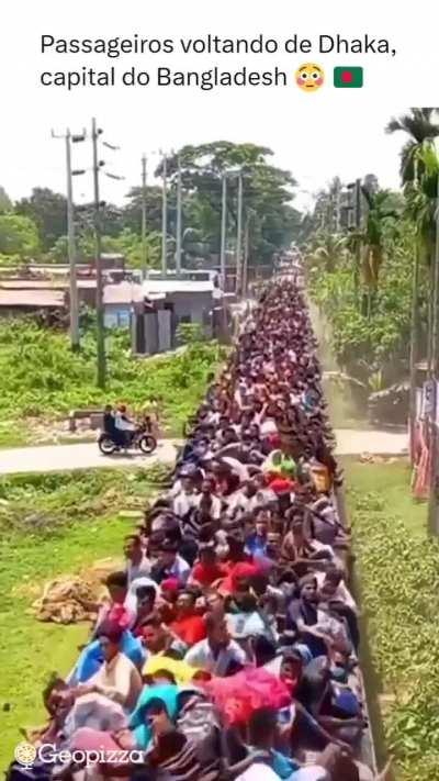 Bangladesh train