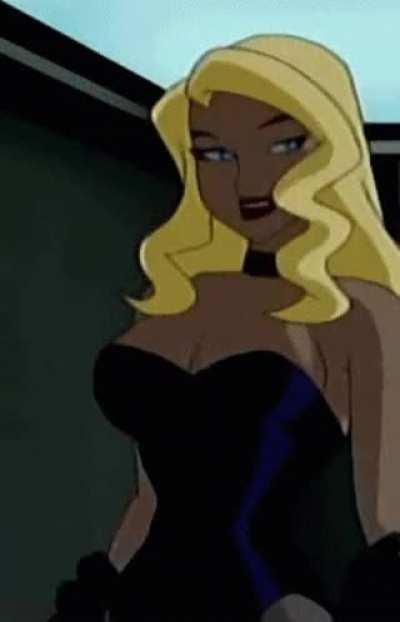 Does Bruce Timm oversexualize female characters?