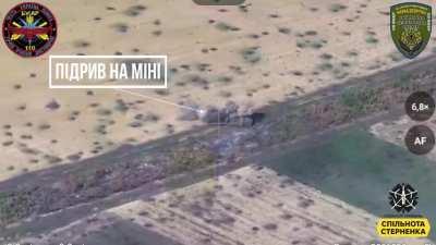 Ukrainian FPV pilots of the 110th Mechanized Brigade attack two Russian tanks. 