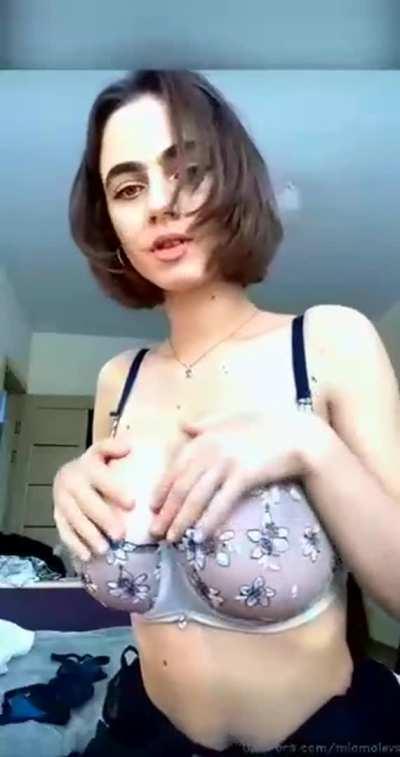 Miren esas tetas!!!