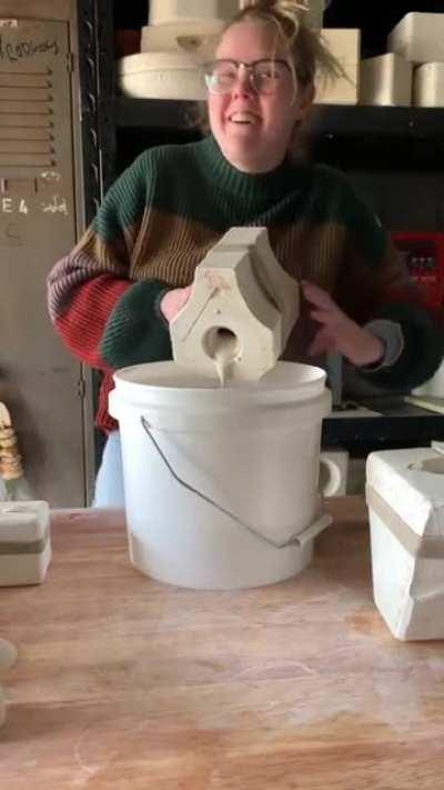 liquid clay makes funny sounds