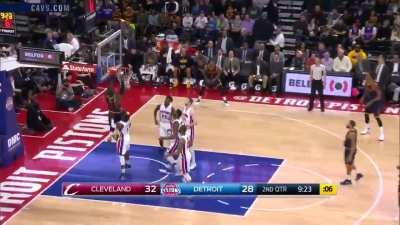 Lebron ties career high for dunks in game (most in 8 years) - all dunks in one highlight