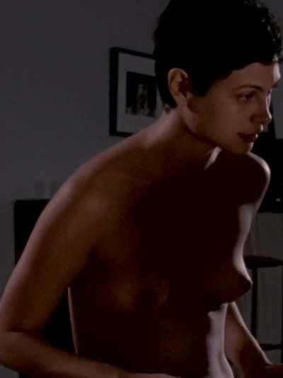 Morena Baccarin turns 42 today. Here is her nude debut at age 28.