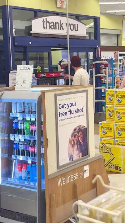 Walked into Rite Aid and caught this guy totally freaking out!