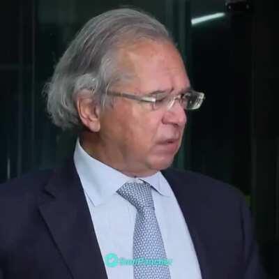 “Os conselheiros do presidente que estão aconselhando a pular cerca e furar teto, vão levar o presidente para uma zona de incerteza, uma zona sombria, uma zona de impeachment, de irresponsabilidade fiscal” - Paulo Guedes em entrevista agora a pouco.