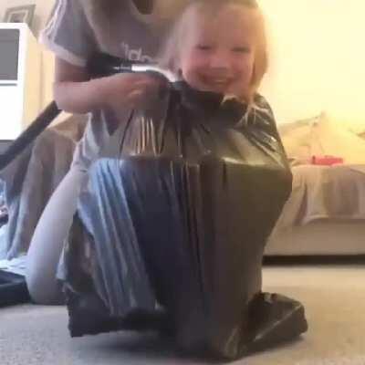 WCGW vacuum packing kids