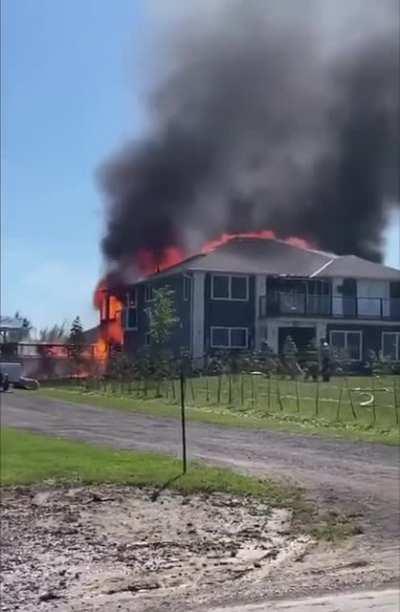 Propane tank explodes