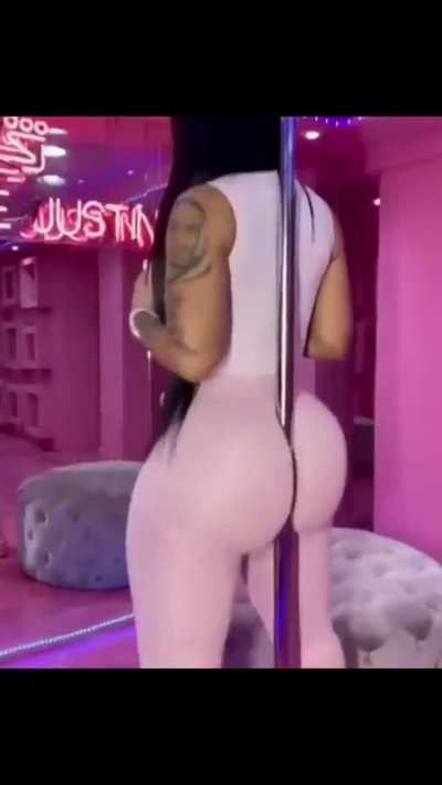 Ari Fletcher Twerk/🍑 Compilation (Slow-Mo) 