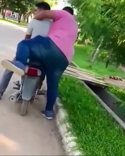 Don’t get drunk while in motorcycle