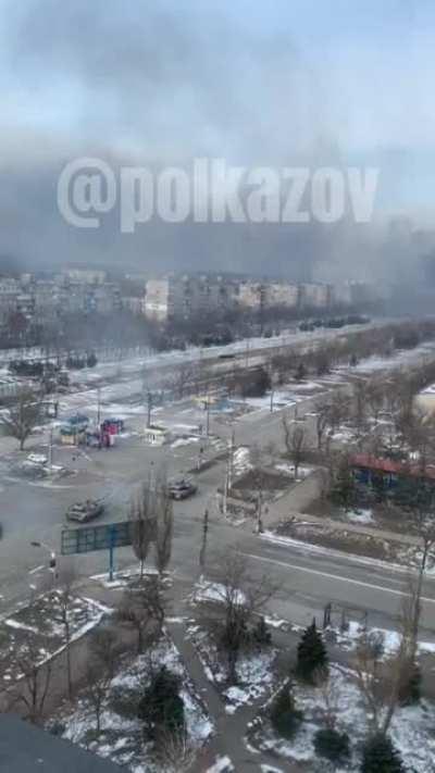 Azov released a video of a tank battle in Mariupol