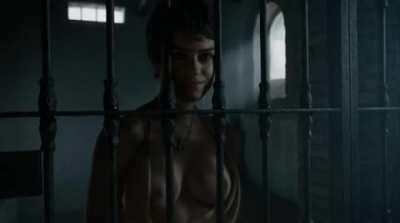 Rosabell Laurenti Sellers' dress gets caught on her rock hard nipple on Game of Thrones (1080p High Definition)