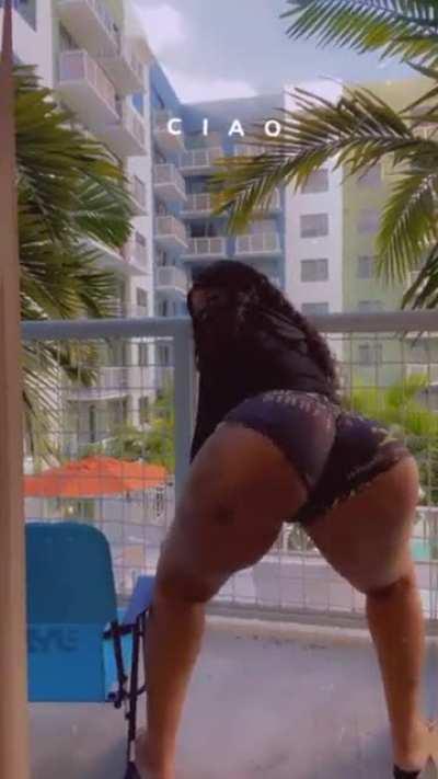 Summer_luvv summer__luvv summer__luvv2 bigbooty twerking summerluvv