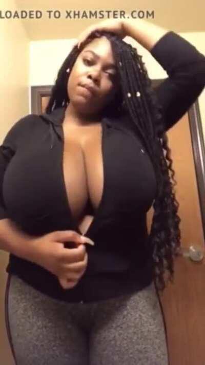 400px x 711px - Big Heavy Black Boobs | Sex Pictures Pass