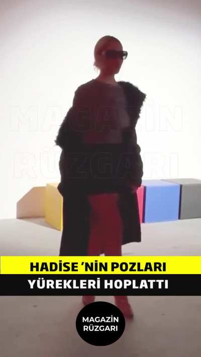 HADİSE TRANSPARAN KIYAFET GÖĞÜS MEME UCU FRİKİK