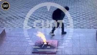 A Russian fifth grader put out an Eternal Flame with a fire extinguisher in Mozhaysk, Moscow. The eternal flame has (previously) been burning since it's erection in 1985