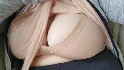 hugetitbabes