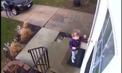 WCGW Trying to open the door in a windy day