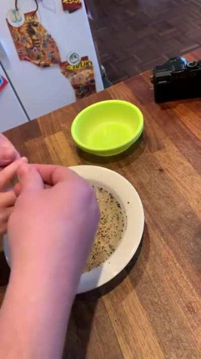 The way how this guy explains the importance of washing hands with soap, to his daughter!