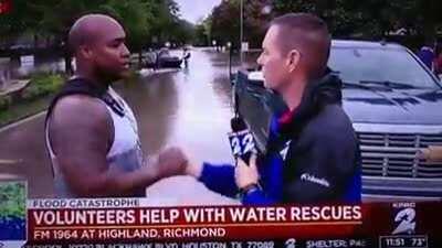 News reporter and complete stranger nail a perfect handshake