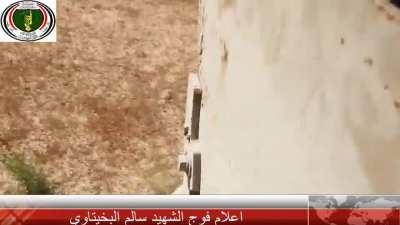 IS SVBIED scatters an Iraqi column before detonation near Al-Ba'aj - 2017