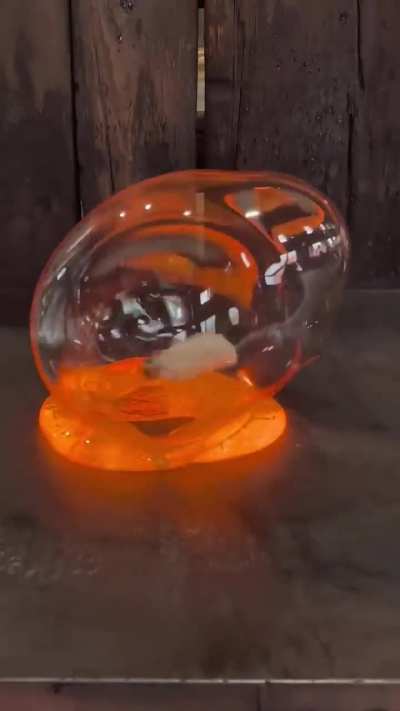 How a lighter reacts to molten glass