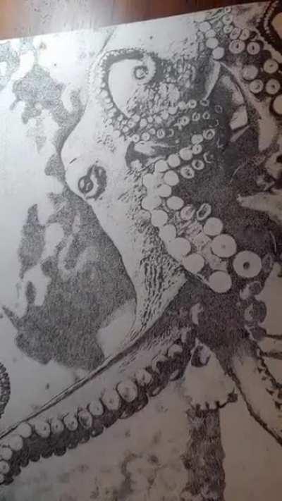 An octopus made only out of dots