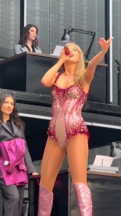 TaylorSwift_Worship