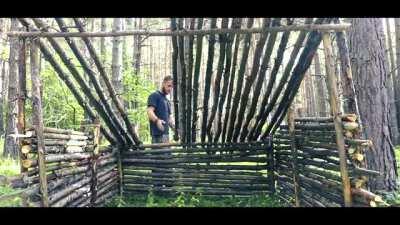 Bulgarian Bushcraft, Shelter Build &amp;amp; Stone Cooking