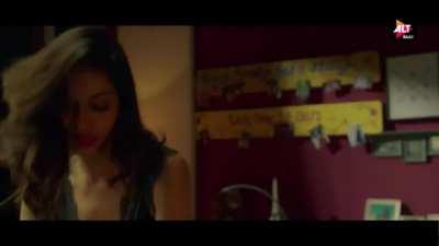 Divya Agarwal hottest scene