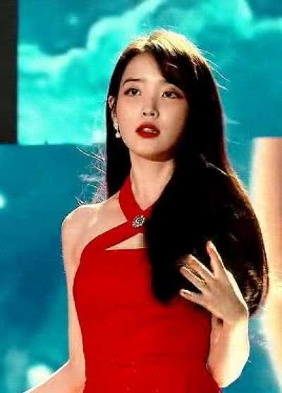 IU 💗