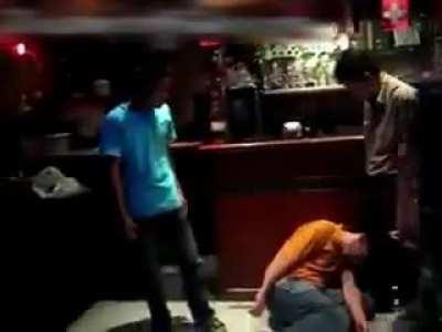 Drunk British Tourist Knocked Out in Thailand (circa 2009)