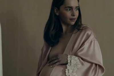 Emilia Clarke in The Pod Generation