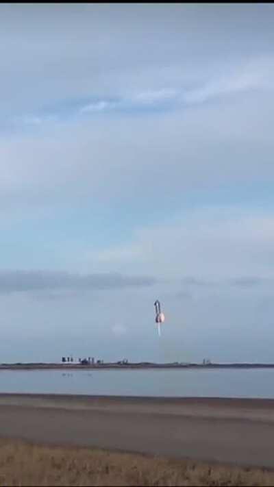 The crowd's reaction to SpaceX SN10 rocket landing