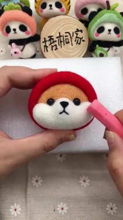 Oddly Satisfying Needle Felting