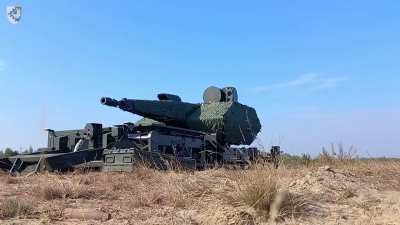 Ukrainian forces training on Skynex AA system.