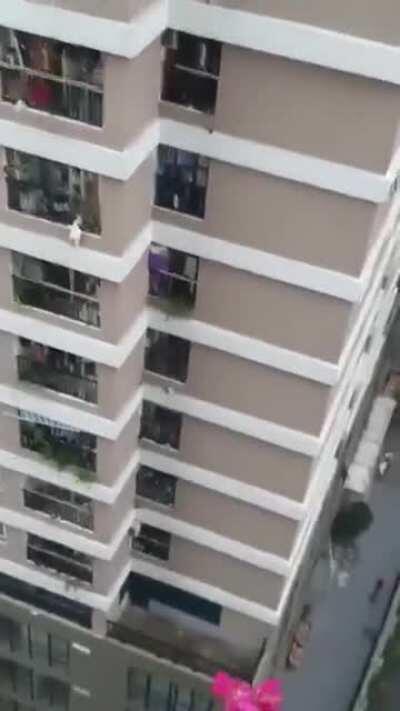 A 3-year-old girl survives fall from a 12th-floor balcony in Hanoi