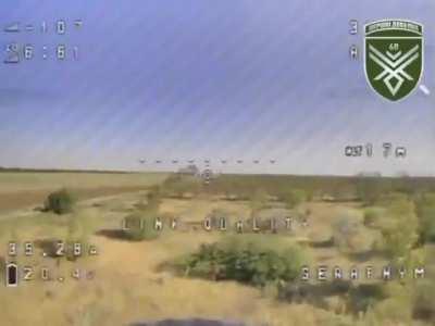 Ukrainian 68th Jaeger Brigade’s “Dovbush’s Hornets” drone team hunted down Russian soldiers with FPV strike drones, landing numerous effective hits. Published July 10, 2024