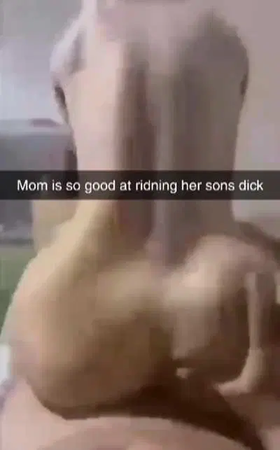 Mommy fucks so good and hard 🤤